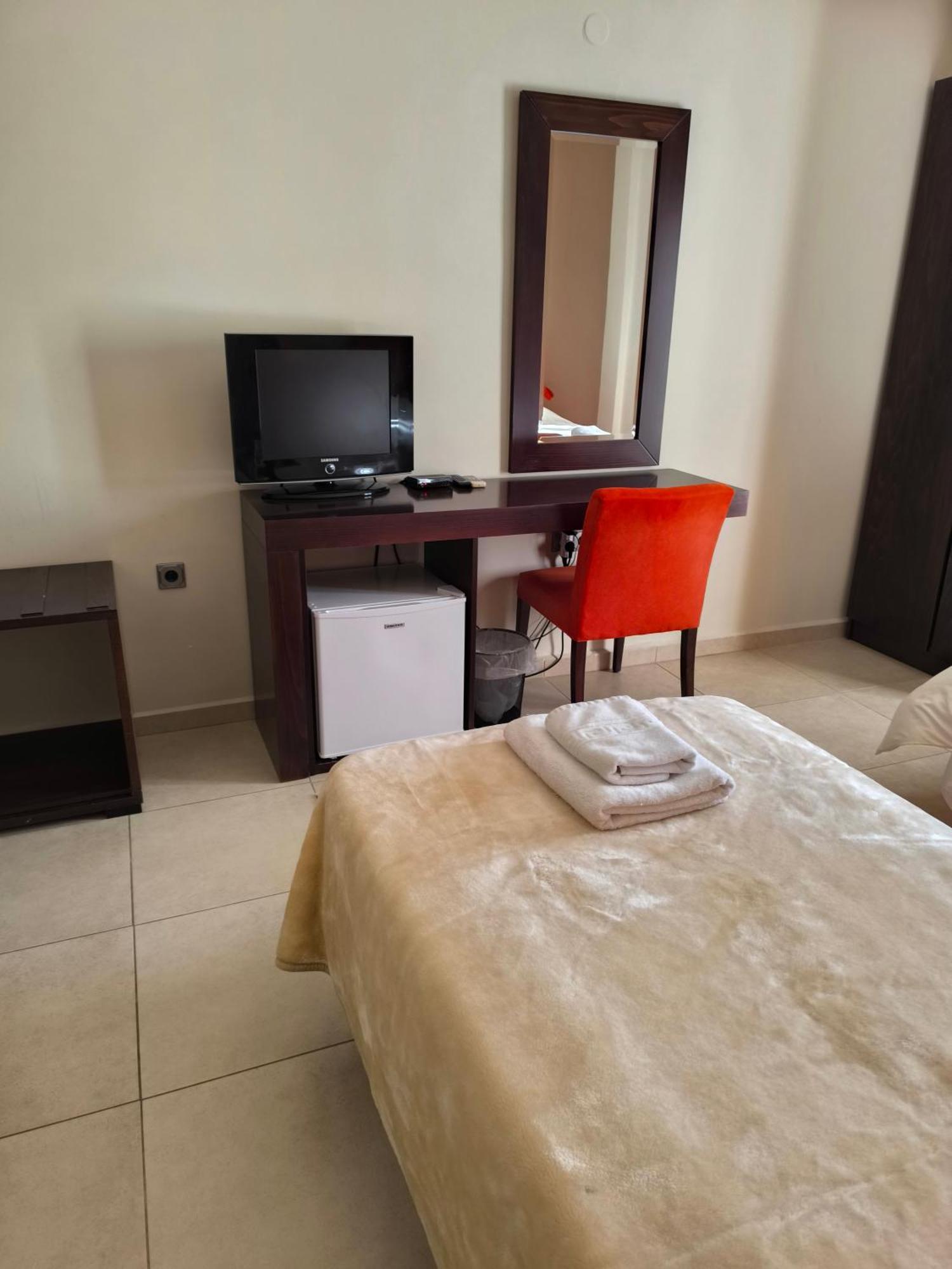 Faraggi Hotel Simvoli Екстер'єр фото